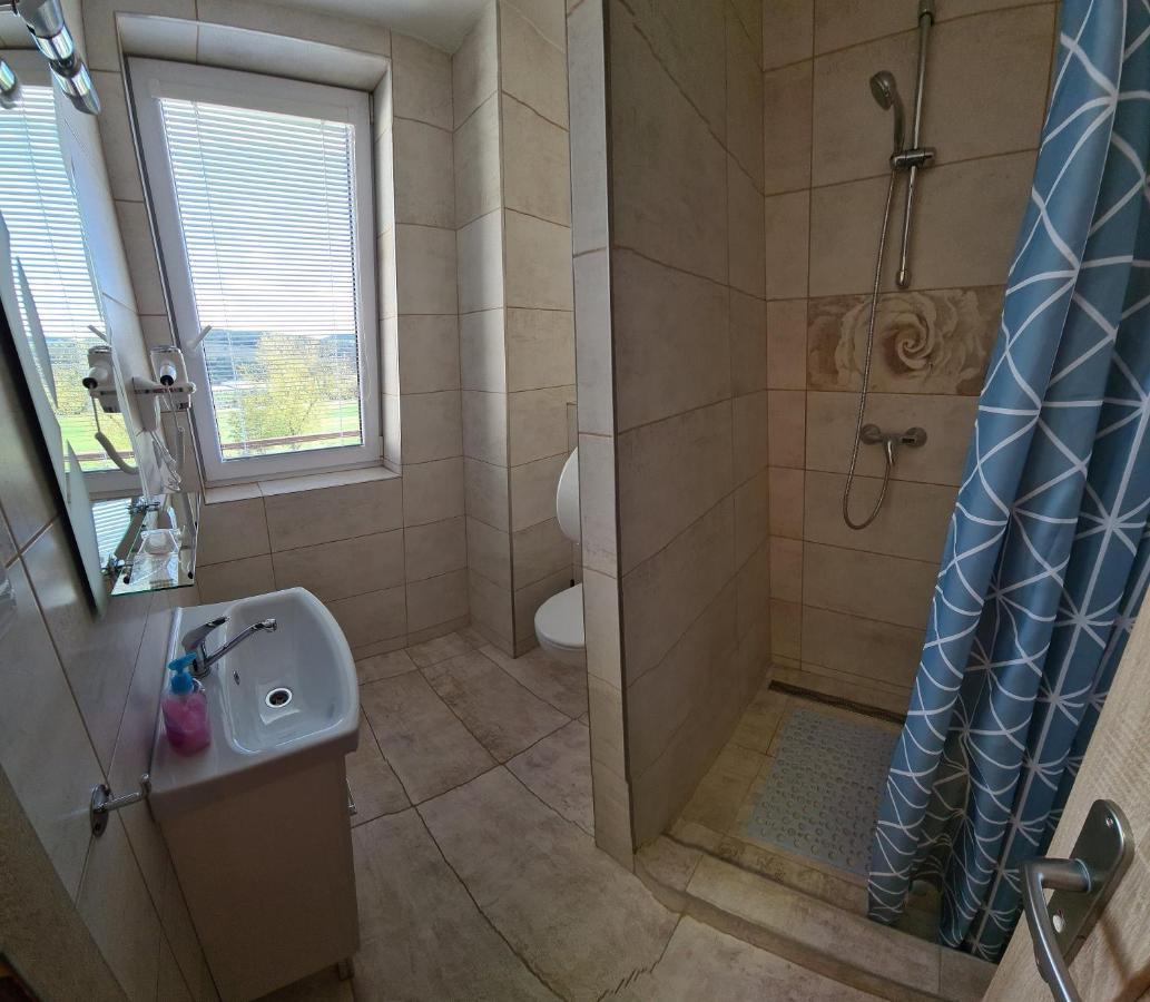 Stredisko Lipka Hotel Bártfa Kültér fotó